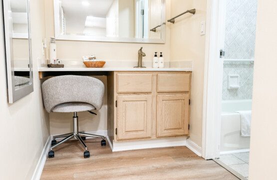 Your bathroom will be stocked with fresh towels and Public Goods toiletries. (shampoo, conditioner, body wash, etc.) Public Goods products are made from wholesome ingredients. They're free of parabens, sulfates, toxic chemicals, and additives.