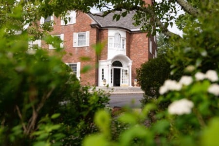 Welcome to the Spa at Norwich Inn! Our Villas are steps away from the front entrance to the Inn. Book a relaxing spa package to complete your stay!