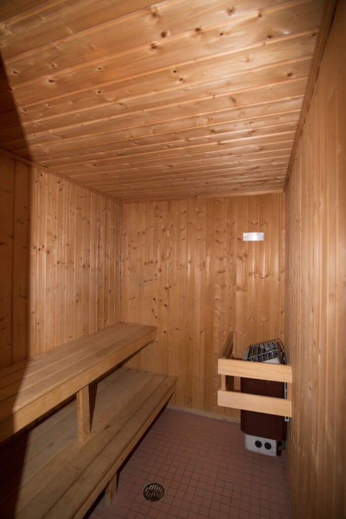 Unwind and take your stress away in the Sauna s that is located in Clubhouse 1. With 2 separate ones located in each bathroom.