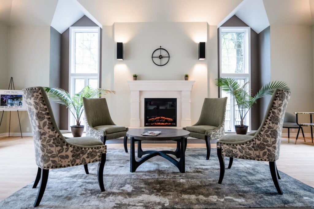 Along with your stay, enjoy access to this clubhouse. Just a short walk from your villa and features a jacuzzi, sauna, and cardio room! A laundry facility is also available (fees apply).