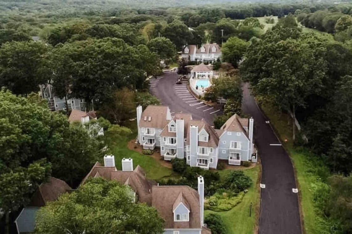 Ariel view of the property. *Clubhouse 2 pool pictured.