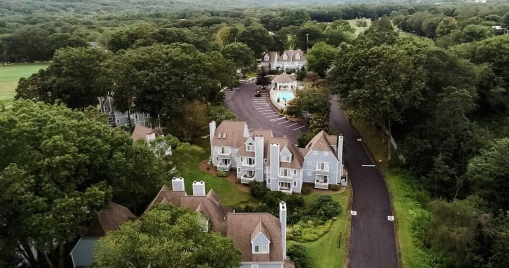 Beautiful grounds and walking paths on the 42 acres of property! *Clubhouse 2 pool